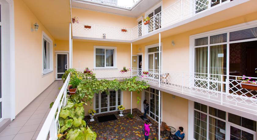 Club City House Klumba Apartamento Odessa Exterior foto